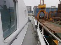 سفينة حاويات للبيع