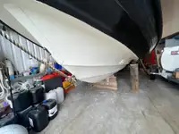 قوارب العمل للبيع