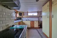 بارجة للبيع
