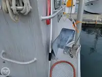 قارب نجاة للبيع