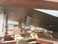 قوارب العمل للبيع