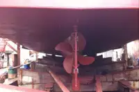 قوارب العمل للبيع
