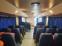 سفينة عبّارة للبيع