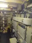 قوارب العمل للبيع