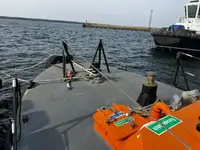 قارب طاقم للبيع