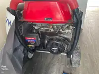 قارب مزدوج الهيكل للبيع