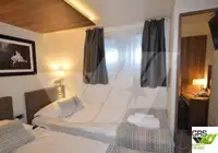 سفينة سياحية للبيع