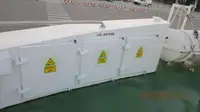 قارب مزدوج الهيكل للبيع