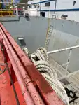 قوارب العمل للبيع