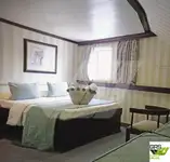 سفينة سياحية للبيع