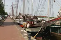 فندق عائم للبيع
