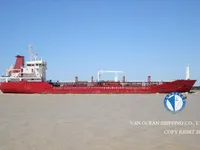 ناقلة نفط / مواد كيميائية للبيع