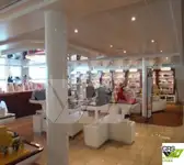 سفينة سياحية للبيع