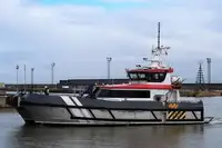 Wind farm service vessel للبيع