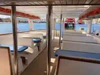 سفينة عبّارة للبيع