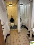 سفينة إمداد للبيع