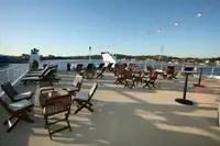 كاتاماران للبيع