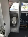 قارب طاقم للبيع
