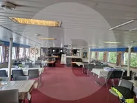 سفينة عبّارة للبيع