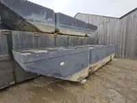 عائم للبيع