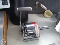 قاطعة للبيع