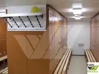 سفينة حاويات للبيع