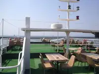 سفينة مطعم للبيع
