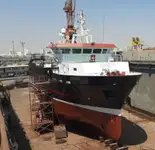 سفينة إمداد للبيع