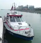 قارب إرشادي للبيع