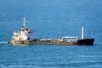 Oil/Chemical tanker للبيع