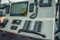 قارب مطاطي صلب للبيع