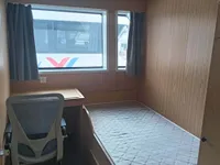قارب مزدوج الهيكل للبيع