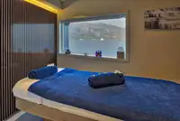 سفينة سياحية للبيع