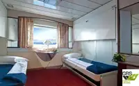 سفينة نقل بضائع بالمركبات (Ro-Ro) للبيع