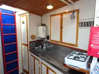 سفينة سحب للبيع