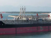 ناقلة نفط / مواد كيميائية للبيع