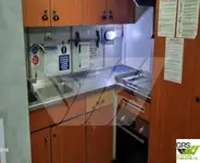 قارب طاقم للبيع