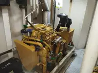 سفينة سحب للبيع