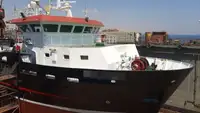 سفينة إمداد للبيع