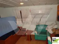 سفينة إمداد للبيع