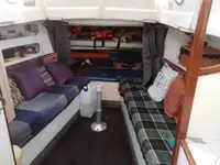 قارب طيار للبيع