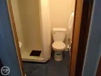 قاطعة للبيع