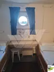 سفينة نقل بضائع بالمركبات (Ro-Ro) للبيع