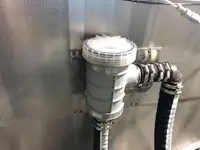 قارب مزدوج الهيكل للبيع
