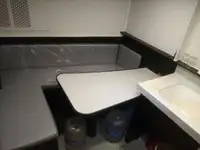 قارب طاقم للبيع