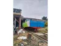 قوارب العمل للبيع
