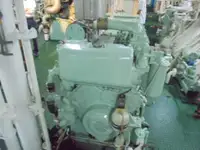 زورق دورية للبيع