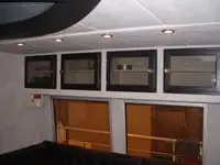 زورق دورية للبيع