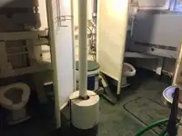 سفينة إنزال، ناقلة للبيع