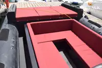 قارب مطاطي صلب للبيع